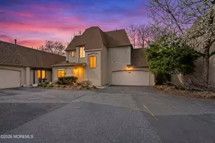 38 Carriage Pl, Edison, NJ 08820 - Photo 1