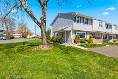 52 Galewood Drive #637, Matawan, NJ 07747 - Photo 1