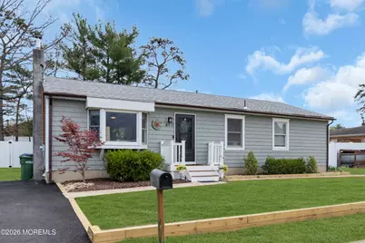 417 Anchor Avenue, Beachwood, NJ 08722 - Photo 1
