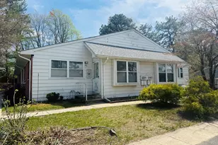 157 Hudson Pkwy, Whiting, NJ 08759 - Photo 1