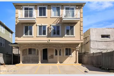 5 River Street, Sea Bright, NJ 07760 - Photo 1