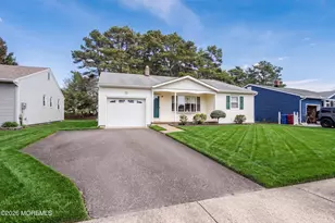60 Whitmore Dr, Toms River Township, NJ 08757 - Photo 1