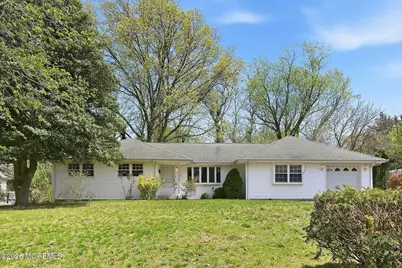 5 Lone Oak Road, Middletown, NJ 07748 - Photo 1