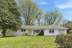 5 Lone Oak Rd, Middletown, NJ 07748 - Photo 1