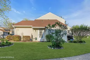 15 S Seas Ct, Barnegat, NJ 08005 - Photo 1