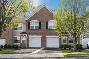 29 Whitemarsh Dr, Manalapan Township, NJ 07726 - Photo 1