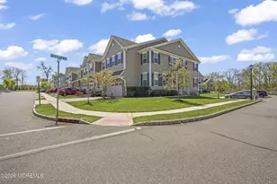 20 Jasmine Dr, Monroe Township, NJ 08831 - Photo 1
