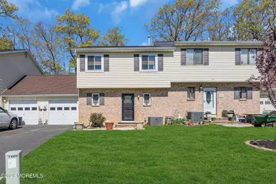 11 Patricia Court, Howell Township, NJ 07731 - Photo 1