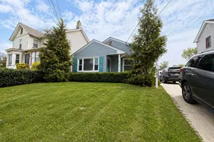 194 2nd St, Keyport, NJ 07735 - Photo 1