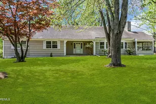 12 Maple Dr, Colts Neck Township, NJ 07722 - Photo 1