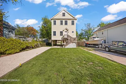 717 Main Street, Belford, NJ 07718 - Photo 1