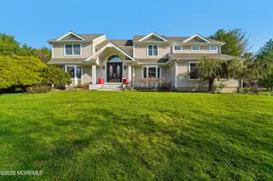 17 Riverside Ln, Holmdel, NJ 07733 - Photo 1