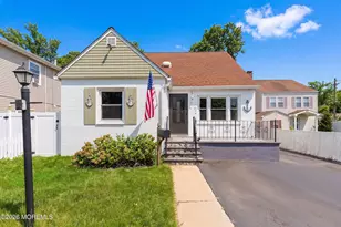 52 Port Monmouth Rd, Keansburg, NJ 07734 - Photo 1