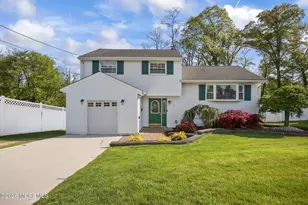 8 Dover Ct, Hazlet Township, NJ 07730 - Photo 1