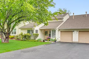 267 Sunshine Ct, Englishtown, NJ 07726 - Photo 1
