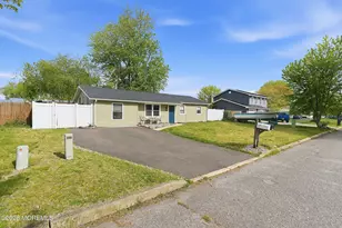 307 5th St, Waretown, NJ 08758 - Photo 1