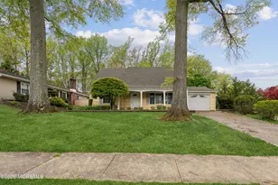 95 Warren Dr, Aberdeen Township, NJ 07747 - Photo 1