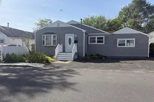 15 St James Pl, Keansburg, NJ 07734 - Photo 1