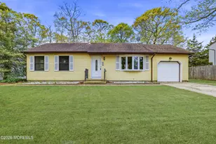19 Oak Leaf Dr, Little Egg Harbor, NJ 08087 - Photo 1