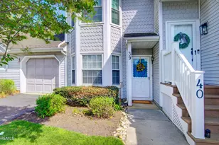 39 Poplar Pl, Freehold, NJ 07728 - Photo 1