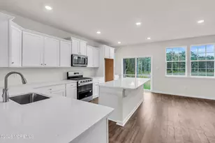 282 Mantoloking Dr, Jackson, NJ 08527 - Photo 1