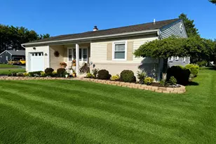 40 Stanford Dr, Toms River Township, NJ 08757 - Photo 1