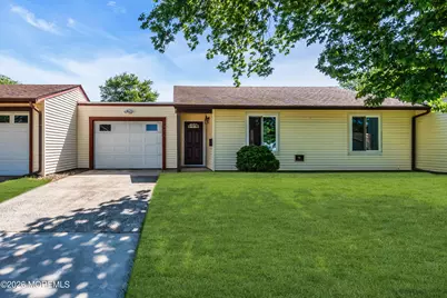 150 Maclura Plz Plaza #C, Monroe Township, NJ 08831 - Photo 1