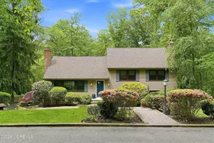 198 Deepdale Dr, Middletown, NJ 07748 - Photo 1