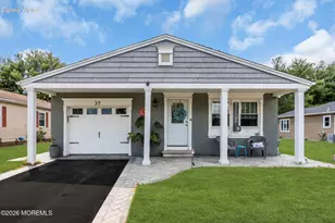 37 Wedgeport Dr, Toms River Township, NJ 08757 - Photo 1