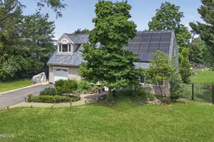 6 Hillcrest Rd, Manalapan Township, NJ 07726 - Photo 1