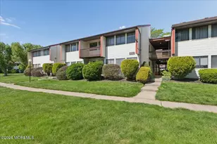 C10 Avon Dr, East Windsor Township, NJ 08520 - Photo 1