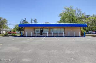 557 Fischer Blvd, Toms River Township, NJ 08753 - Photo 1