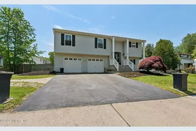 21 Cherry Bend Drive N, Howell Township, NJ 07731 - Photo 1