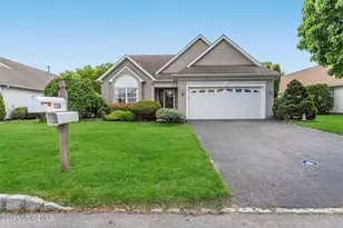 128 Skyline Dr, Lakewood, NJ 08701 - Photo 1