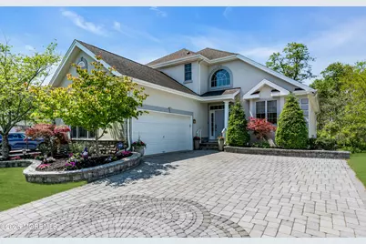 114 E Parsonage Way, Manalapan Township, NJ 07726 - Photo 1