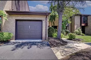 185 Nathan Dr, North Brunswick Township, NJ 08902 - Photo 1