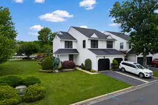 151 Chestnut Way, Manalapan Township, NJ 07726 - Photo 1
