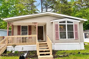 4 Hibiscus Pl, Jackson, NJ 08527 - Photo 1
