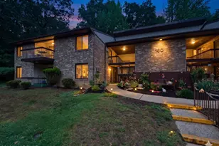 160 Cross Slope Ct, Manalapan Township, NJ 07726 - Photo 1