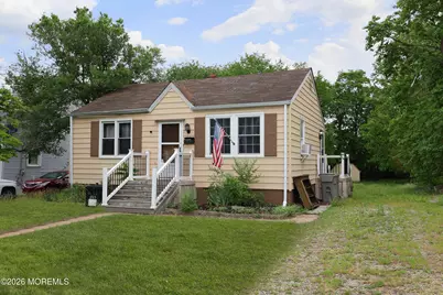 263 Elizabeth Avenue, Paulsboro, NJ 08066 - Photo 1