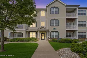 136 Mill Pond Wy, Eatontown, NJ 07724 - Photo 1