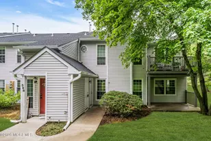 386 Hampton Pl, Morganville, NJ 07751 - Photo 1