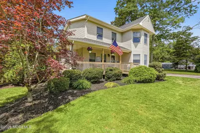 482 Clifton Avenue, Bayville, NJ 08721 - Photo 1