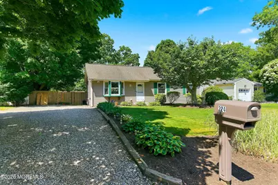 224 Steering Lane, Manahawkin, NJ 08050 - Photo 1