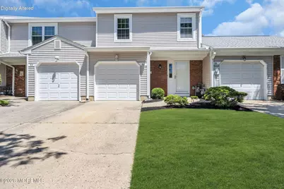 86 Holly Drive, Eatontown, NJ 07724 - Photo 1