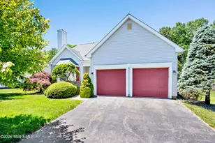 52 Skyline Dr, Lakewood, NJ 08701 - Photo 1