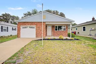 18 Camrose St, Toms River Township, NJ 08757 - Photo 1
