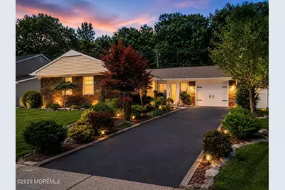 11 Inwood Place, Aberdeen Township, NJ 07747 - Photo 1