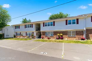 5 Pennsylvania Dr, Matawan, NJ 07747 - Photo 1