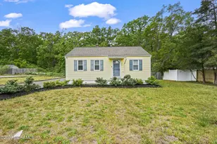 352 Leeward Ave, Beachwood, NJ 08722 - Photo 1
